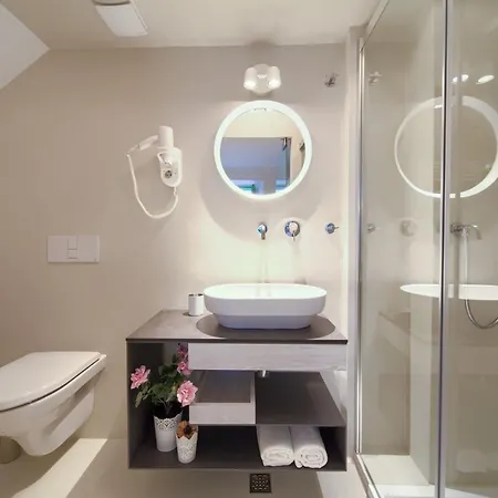 Apartment Vibrant And Elegant Downtown Krk Krk Town